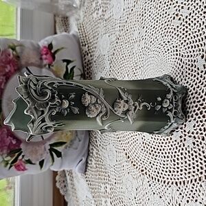 Schafer & Vater Jasperware Green Cupids Angel Cherub Vase Victorian Style